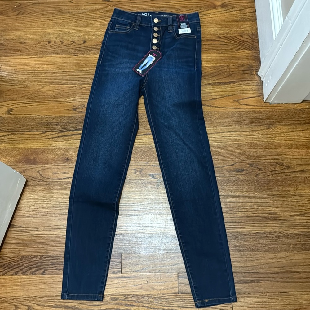 NWT No Boundaries jeans